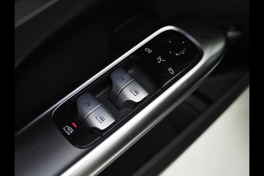 Mercedes-Benz C-Klasse Estate 300 e Avantgarde | Keyless | Trekhaak | 360 | BLIS | Leder | Sfeerverlichting | Carplay
