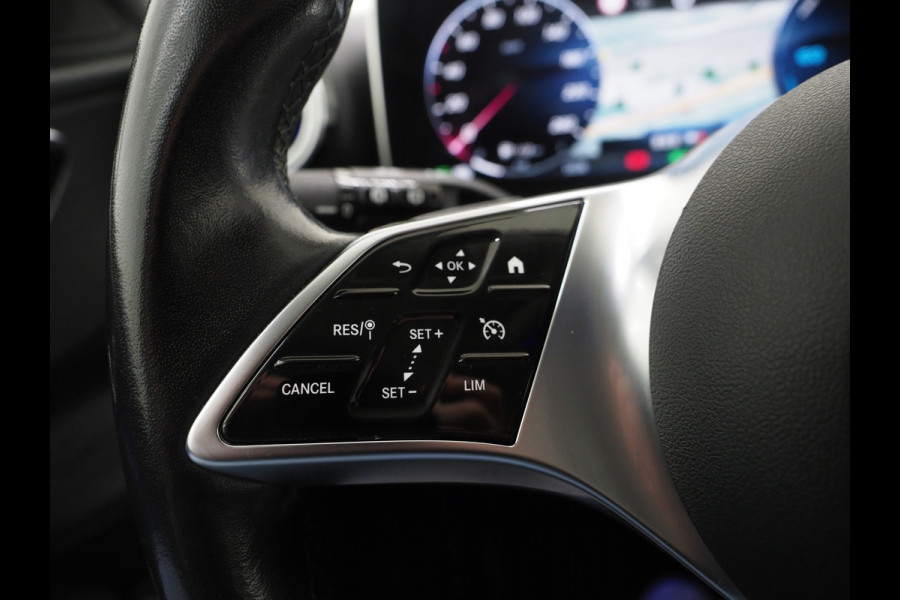 Mercedes-Benz C-Klasse Estate 300 e Avantgarde | Keyless | Trekhaak | 360 | BLIS | Leder | Sfeerverlichting | Carplay