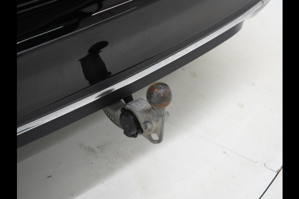 Mercedes-Benz C-Klasse Estate 300 e Avantgarde | Keyless | Trekhaak | 360 | BLIS | Leder | Sfeerverlichting | Carplay