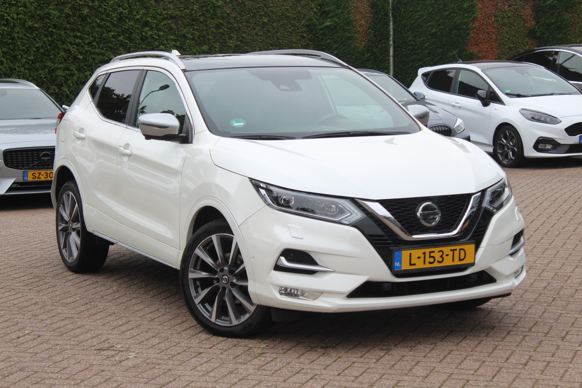 Nissan QASHQAI 1.3 DIG-T Tekna / Full option! / Panoramadak / 360Camera / Leder / Apple CarPlay / 19'' / Bose / Navigatie / Stoelverwarming / Keyless Nissan QASHQAI 1.3 DIG-T Tekna / Full option! / Panoramadak / 360Camera / Leder / Apple CarPlay / 19'' / Bose / Navigatie / Stoelverwarming / Keyless