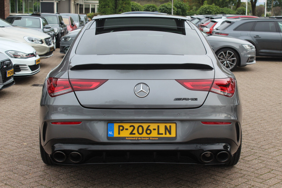 Mercedes-Benz CLA-Klasse 200 Business Solution AMG / A35 AMG Look / Panoramadak / Camera / Leder&Alcantara / Sfeerverlichting / 18'' / DAB / Stoelverwarming / Cruise Control