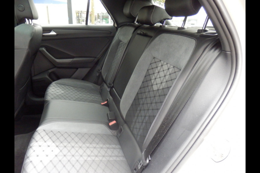 Volkswagen T-Roc 1.5 TSI R-Line Bns 150 pk. I Full options I