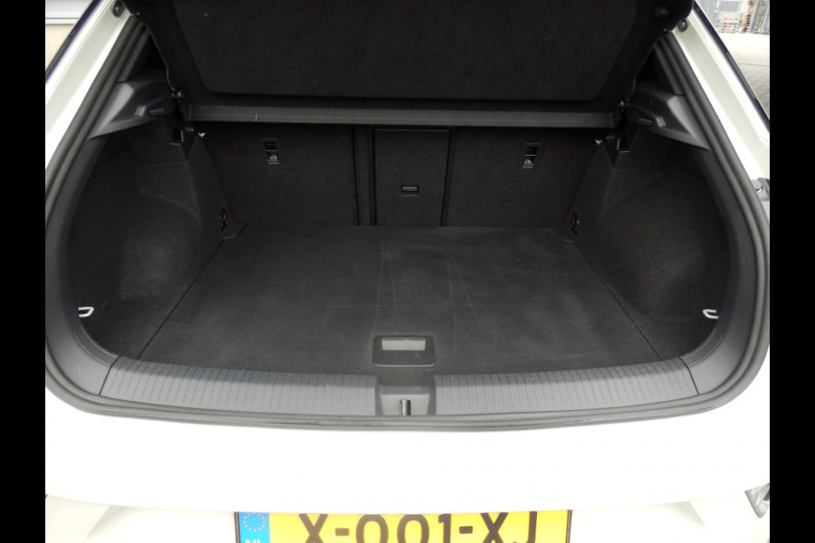 Volkswagen T-Roc 1.5 TSI R-Line Bns 150 pk. I Full options I