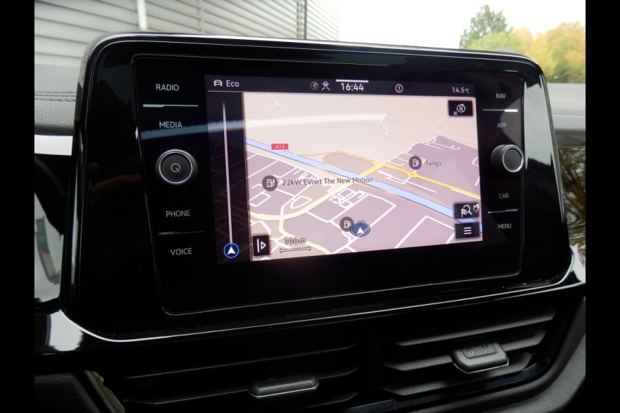 Volkswagen T-Roc 1.5 TSI R-Line Bns 150 pk. I Full options I
