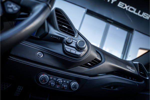 Ferrari 488 3.9 Spider HELE - Passenger Display | Lift | Camera | Carplay