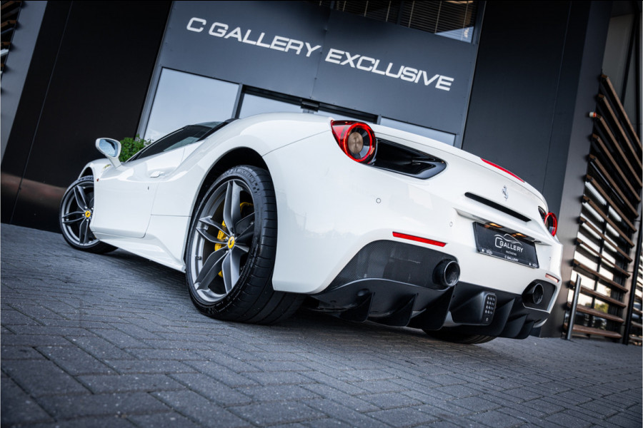 Ferrari 488 3.9 Spider HELE - Passenger Display | Lift | Camera | Carplay