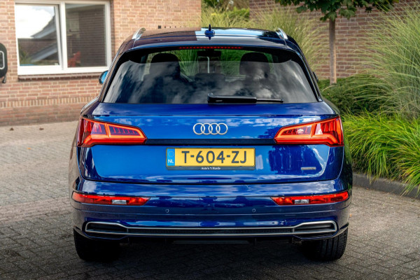 Audi Q5 50 TFSI e Quattro S Edition 300 PK Virtual Adaptive Keyless 19''