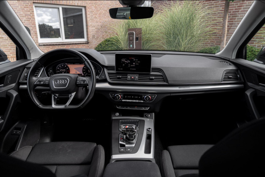 Audi Q5 50 TFSI e Quattro S Edition 300 PK Virtual Adaptive Keyless 19''