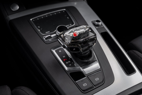Audi Q5 50 TFSI e Quattro S Edition 300 PK Virtual Adaptive Keyless 19''