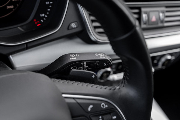 Audi Q5 50 TFSI e Quattro S Edition 300 PK Virtual Adaptive Keyless 19''