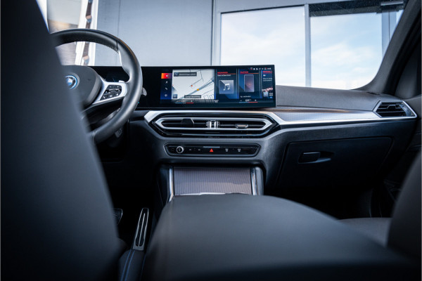 BMW 3 Serie Touring 320e - M Sport | Panorama | Cruise Control | Stoelverwarming