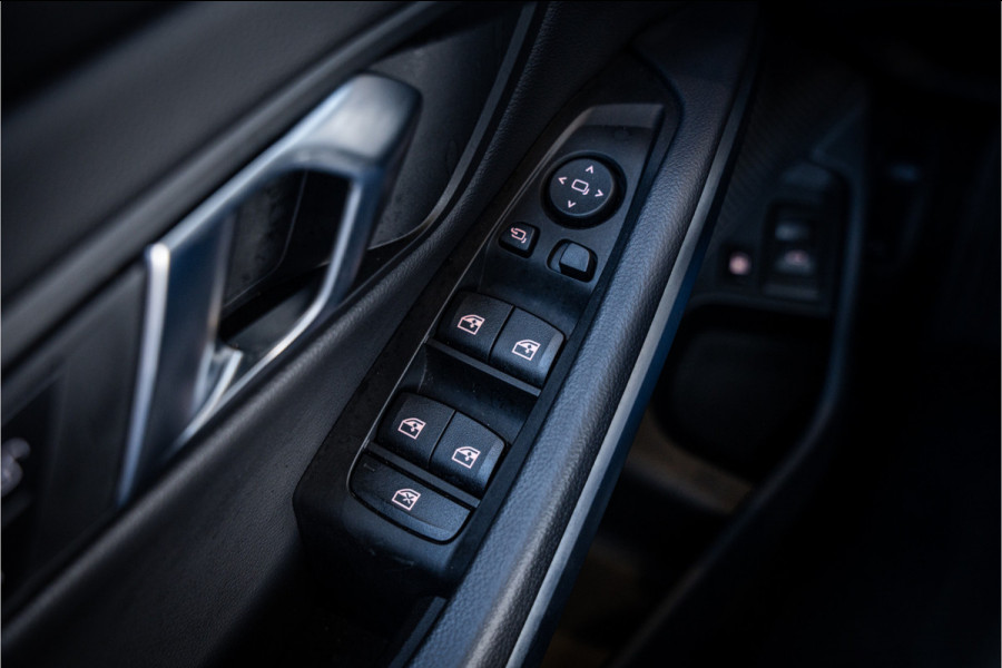 BMW 3 Serie Touring 320e - M Sport | Panorama | Cruise Control | Stoelverwarming
