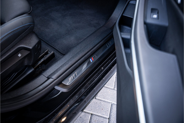BMW 3 Serie Touring 320e - M Sport | Panorama | Cruise Control | Stoelverwarming