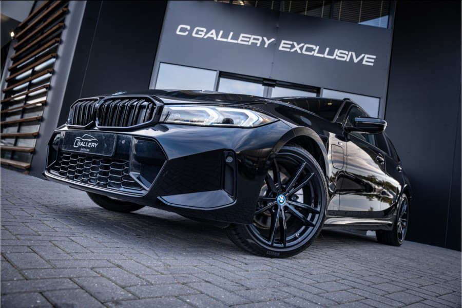 BMW 3 Serie Touring 320e - M Sport | Panorama | Cruise Control | Stoelverwarming