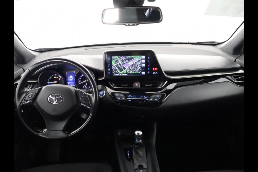 Toyota C-HR 1.8 Hybrid Dynamic Navi. GARANTIE TOT 08-2028! . AFNEEMBARE TREKHAAK. ADAPTIEVE CRUISE CONTROL. PARKEERSENSOREN VOOR & ACHTER. Toyota C-HR 1.8 Hybrid Dynamic Navi. GARANTIE TOT 08-2028! . AFNEEMBARE TREKHAAK. ADAPTIEVE CRUISE CONTROL. PARKEERSENSOREN VOOR & ACHTER.