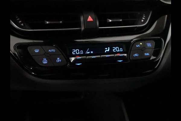 Toyota C-HR 1.8 Hybrid Dynamic Navi. GARANTIE TOT 08-2028! . AFNEEMBARE TREKHAAK. ADAPTIEVE CRUISE CONTROL. PARKEERSENSOREN VOOR & ACHTER. Toyota C-HR 1.8 Hybrid Dynamic Navi. GARANTIE TOT 08-2028! . AFNEEMBARE TREKHAAK. ADAPTIEVE CRUISE CONTROL. PARKEERSENSOREN VOOR & ACHTER.