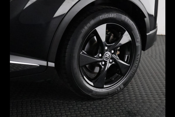 Toyota C-HR 1.8 Hybrid Dynamic Navi. GARANTIE TOT 08-2028! . AFNEEMBARE TREKHAAK. ADAPTIEVE CRUISE CONTROL. PARKEERSENSOREN VOOR & ACHTER. Toyota C-HR 1.8 Hybrid Dynamic Navi. GARANTIE TOT 08-2028! . AFNEEMBARE TREKHAAK. ADAPTIEVE CRUISE CONTROL. PARKEERSENSOREN VOOR & ACHTER.