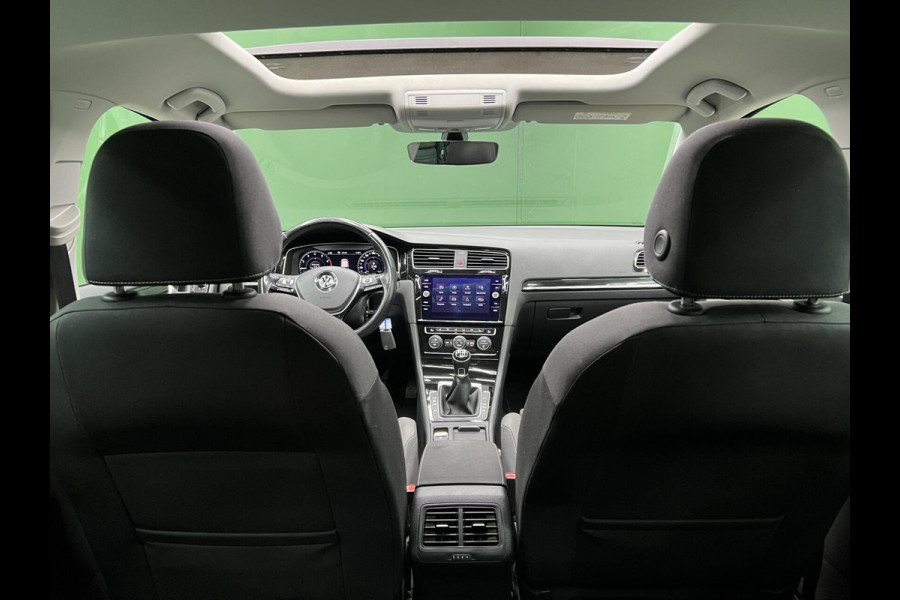 Volkswagen Golf 1.0 TSI R-Line Carplay | Pano | Virtual NAP