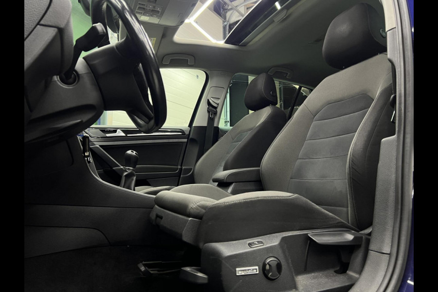 Volkswagen Golf 1.0 TSI R-Line Carplay | Pano | Virtual NAP