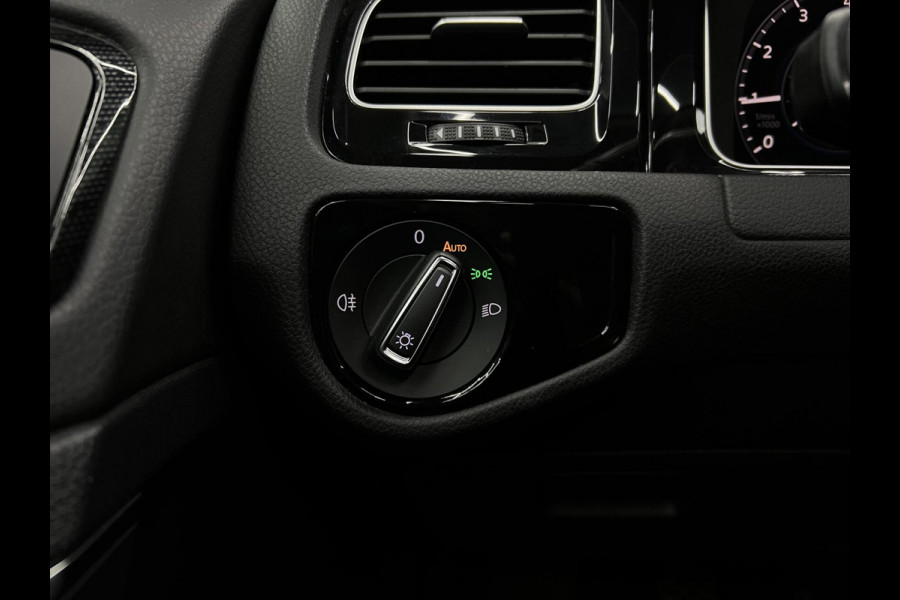 Volkswagen Golf 1.0 TSI R-Line Carplay | Pano | Virtual NAP