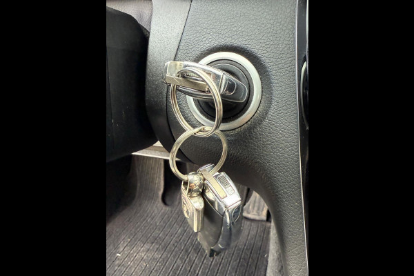 Mercedes-Benz C-Klasse Estate 350 e Edition - Leer - 360 Camera - Memory