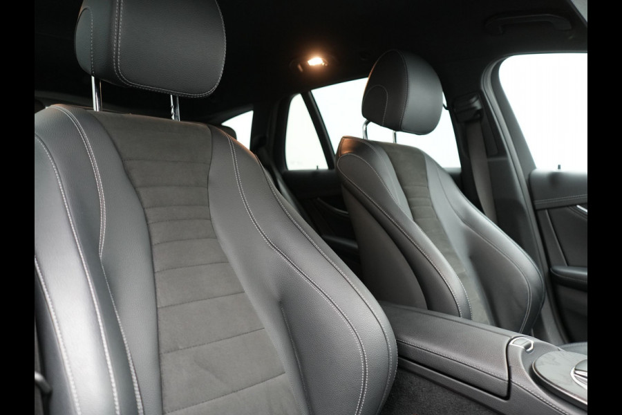 Mercedes-Benz E-Klasse Estate 300 e AMG Line Plug In Hybrid 320pk Dealer O.H PHEV | Alcantara Sportstoelen Verwarmd |  Widescreen Navi | Apple Carplay | BLIS | Sfeerverlichting | Camera |