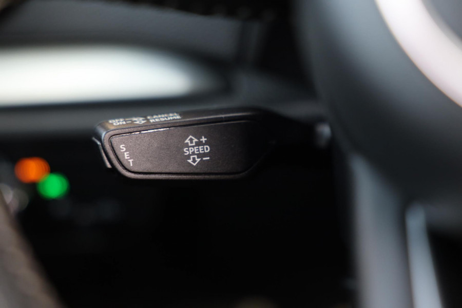 Audi A3 Sportback 35 TFSI 3 x S Line / Aut / NAP / Navi / Leder / Virtual Cockpit / Open Panoramadak / Led / Pdc / Nardo Grey