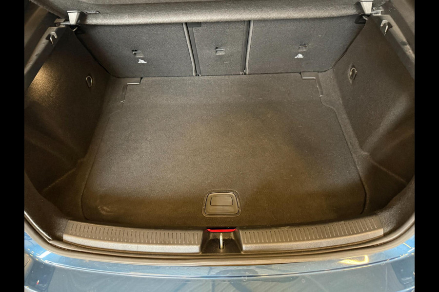 Mercedes-Benz A-Klasse AMG 35 4MATIC Advantage |PANO |VOL| INRUIL MOGELIJK! Mercedes-Benz A-Klasse AMG 35 4MATIC Advantage |PANO |VOL| INRUIL MOGELIJK!
