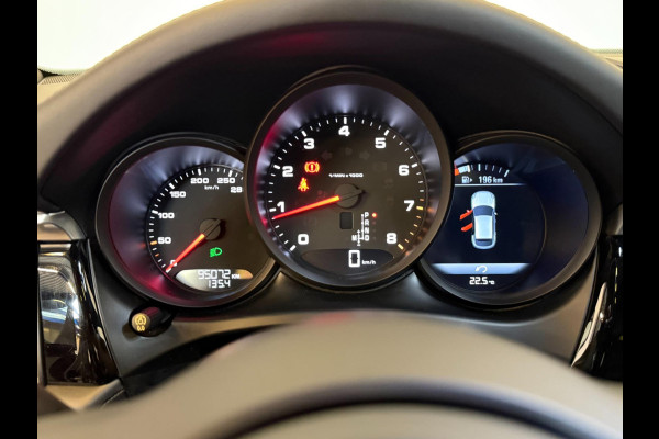 Porsche Macan 2.0 |NAP|PANO|SPORTCHRONO|VOL
