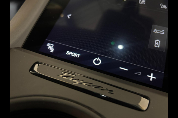 Porsche Taycan 4S 79 kWh|DUAL SCREEN|NAP| INRUIL MOGELIJK!