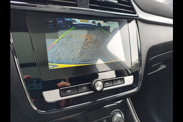 MG Mg Zs gereserveerd EV Luxury 45kWh Leer+elektr. Pano-dak Adaptive-Cr. Camera Navi Airco Apple Carplay Android Auto Stoelverwarming Lmv 17" DAB+ MG Pilot Lane Assist Bluetooth Led 1e Eigenaar Origineel Nederlandse Auto