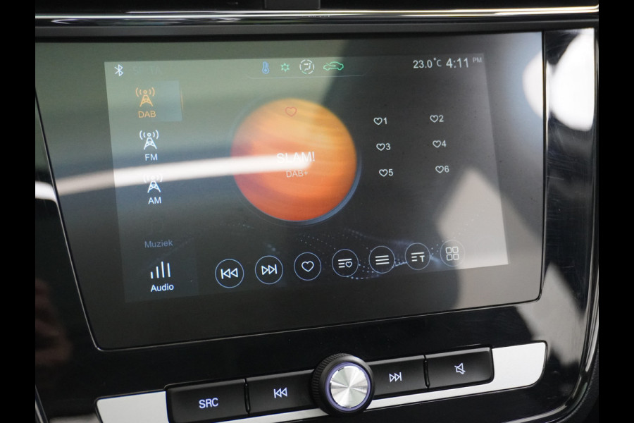 MG Mg Zs gereserveerd EV Luxury 45kWh Leer+elektr. Pano-dak Adaptive-Cr. Camera Navi Airco Apple Carplay Android Auto Stoelverwarming Lmv 17" DAB+ MG Pilot Lane Assist Bluetooth Led 1e Eigenaar Origineel Nederlandse Auto