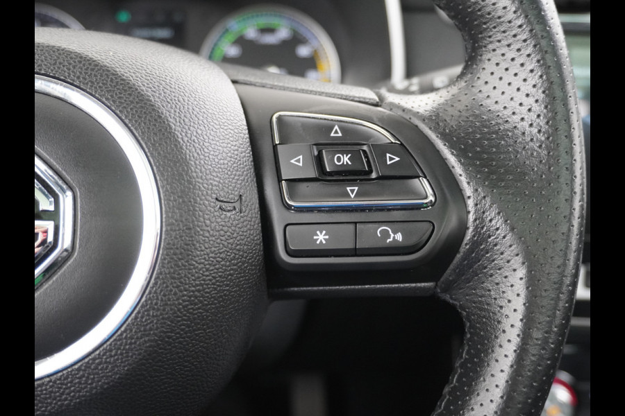 MG Mg Zs gereserveerd EV Luxury 45kWh Leer+elektr. Pano-dak Adaptive-Cr. Camera Navi Airco Apple Carplay Android Auto Stoelverwarming Lmv 17" DAB+ MG Pilot Lane Assist Bluetooth Led 1e Eigenaar Origineel Nederlandse Auto