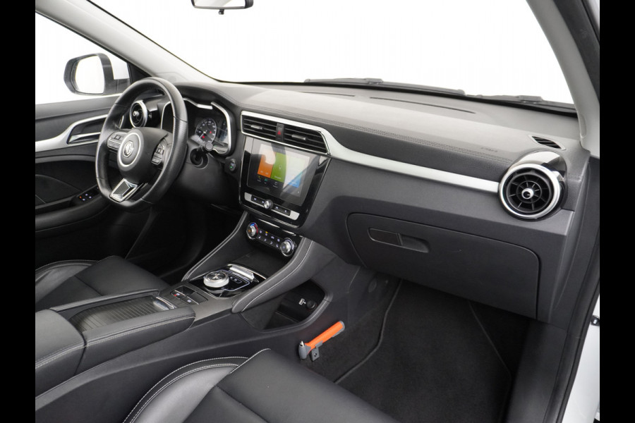 MG Mg Zs gereserveerd EV Luxury 45kWh Leer+elektr. Pano-dak Adaptive-Cr. Camera Navi Airco Apple Carplay Android Auto Stoelverwarming Lmv 17" DAB+ MG Pilot Lane Assist Bluetooth Led 1e Eigenaar Origineel Nederlandse Auto