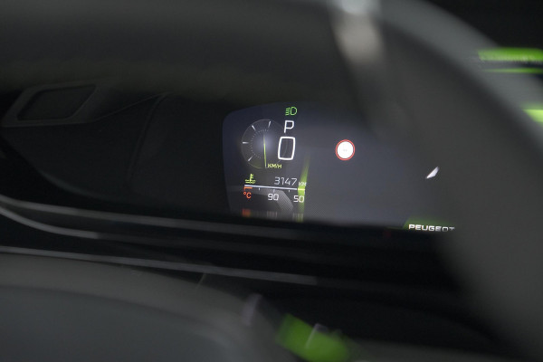 Peugeot 408 PureTech 130 EAT8 GT | 360 Camera | Adaptieve Cruise Control | Elektronische Kofferklep | Apple Carplay