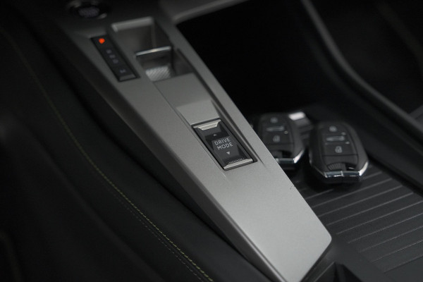 Peugeot 408 PureTech 130 EAT8 GT | 360 Camera | Adaptieve Cruise Control | Elektronische Kofferklep | Apple Carplay
