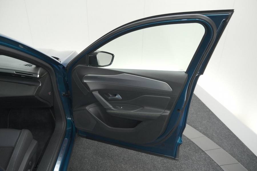 Peugeot 408 PureTech 130 EAT8 GT | 360 Camera | Adaptieve Cruise Control | Elektronische Kofferklep | Apple Carplay