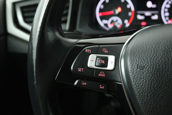 Volkswagen Polo 1.0 MPI Comfortline Business