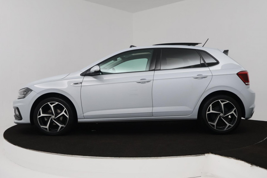 Volkswagen Polo 1.0 TSI R-line (PANORAMADAK, NAVIGATIE, STUURBEDIENING, 1e EIGENAAR, GOED ONDERHOUDEN)