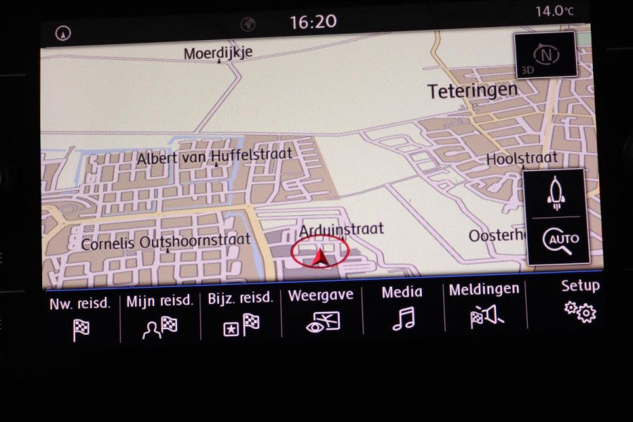 Volkswagen Polo 1.0 TSI R-line (PANORAMADAK, NAVIGATIE, STUURBEDIENING, 1e EIGENAAR, GOED ONDERHOUDEN)