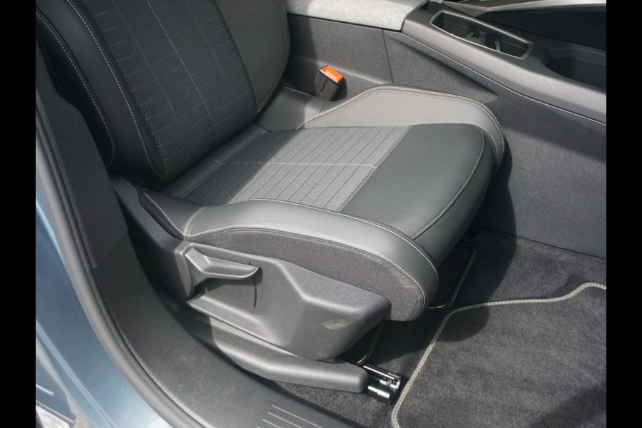 Peugeot 5008 1.2 Hybrid 136 Allure