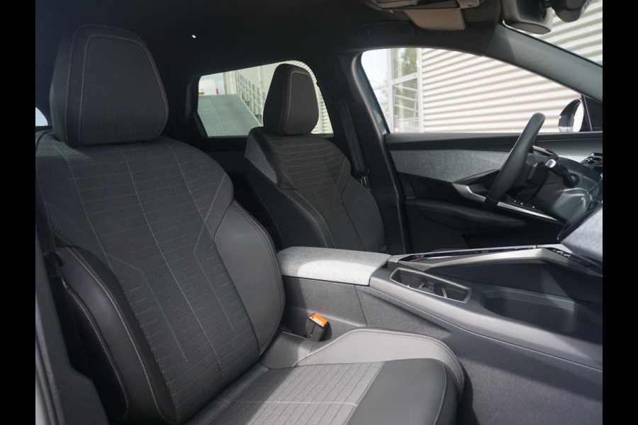 Peugeot 5008 1.2 Hybrid 136 Allure