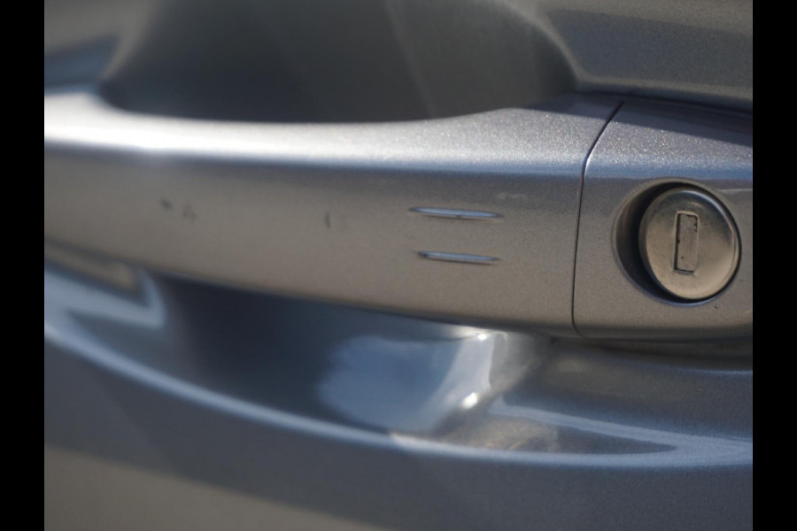 Peugeot e-208 EV GT 350 50 kWh Leder Alcantara