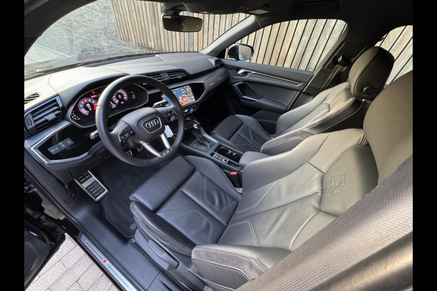 Audi Q3 40 TFSI quattro S Line Automaat | Leren bekleding | Stoelverwarming | Climate control | Cruise control | Lane assist & dode hoek