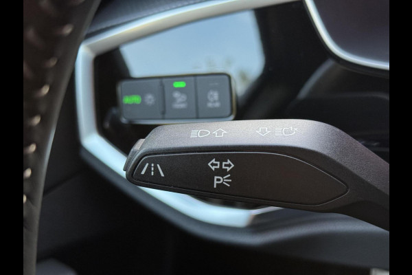 Audi Q3 40 TFSI quattro S Line Automaat | Leren bekleding | Stoelverwarming | Climate control | Cruise control | Lane assist & dode hoek