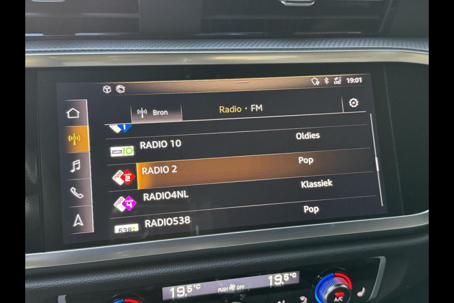 Audi Q3 40 TFSI quattro S Line Automaat | Leren bekleding | Stoelverwarming | Climate control | Cruise control | Lane assist & dode hoek