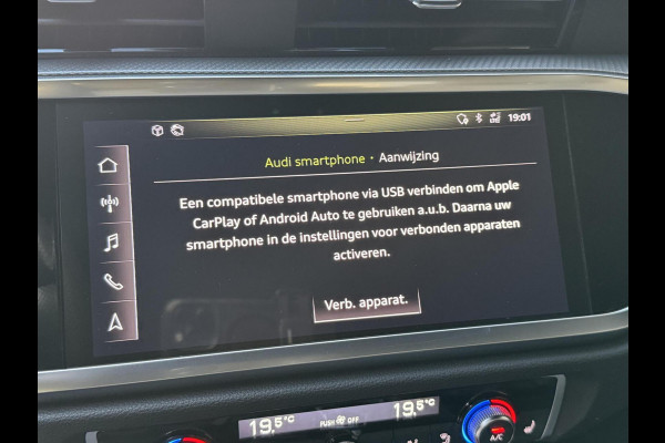 Audi Q3 40 TFSI quattro S Line Automaat | Leren bekleding | Stoelverwarming | Climate control | Cruise control | Lane assist & dode hoek