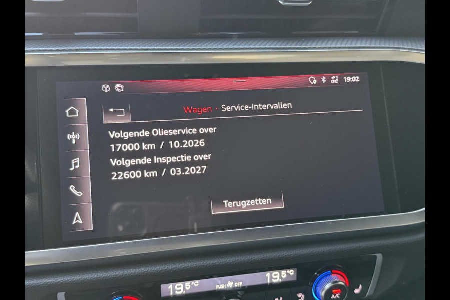 Audi Q3 40 TFSI quattro S Line Automaat | Leren bekleding | Stoelverwarming | Climate control | Cruise control | Lane assist & dode hoek