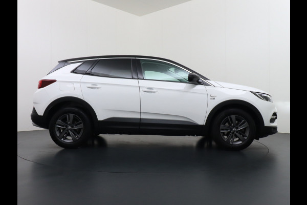 Opel Grandland X 1.2T 131PK Two-Tone Camera Navi* Apple Carplay Android Auto Ecc Cruise Control Pdc Edition 2020 Edition+ Pack Lmv17" Bluetooth Privacy Glas 1e Eigenaar Dealeronderhouden Origineel Nederlandse Auto