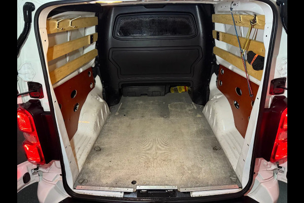 Toyota ProAce 2.0 D-4D l DUBBELE CABINE l NAVI l AIRCO l TREKHAAK